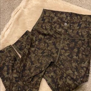 Lululemon wunder under leggings